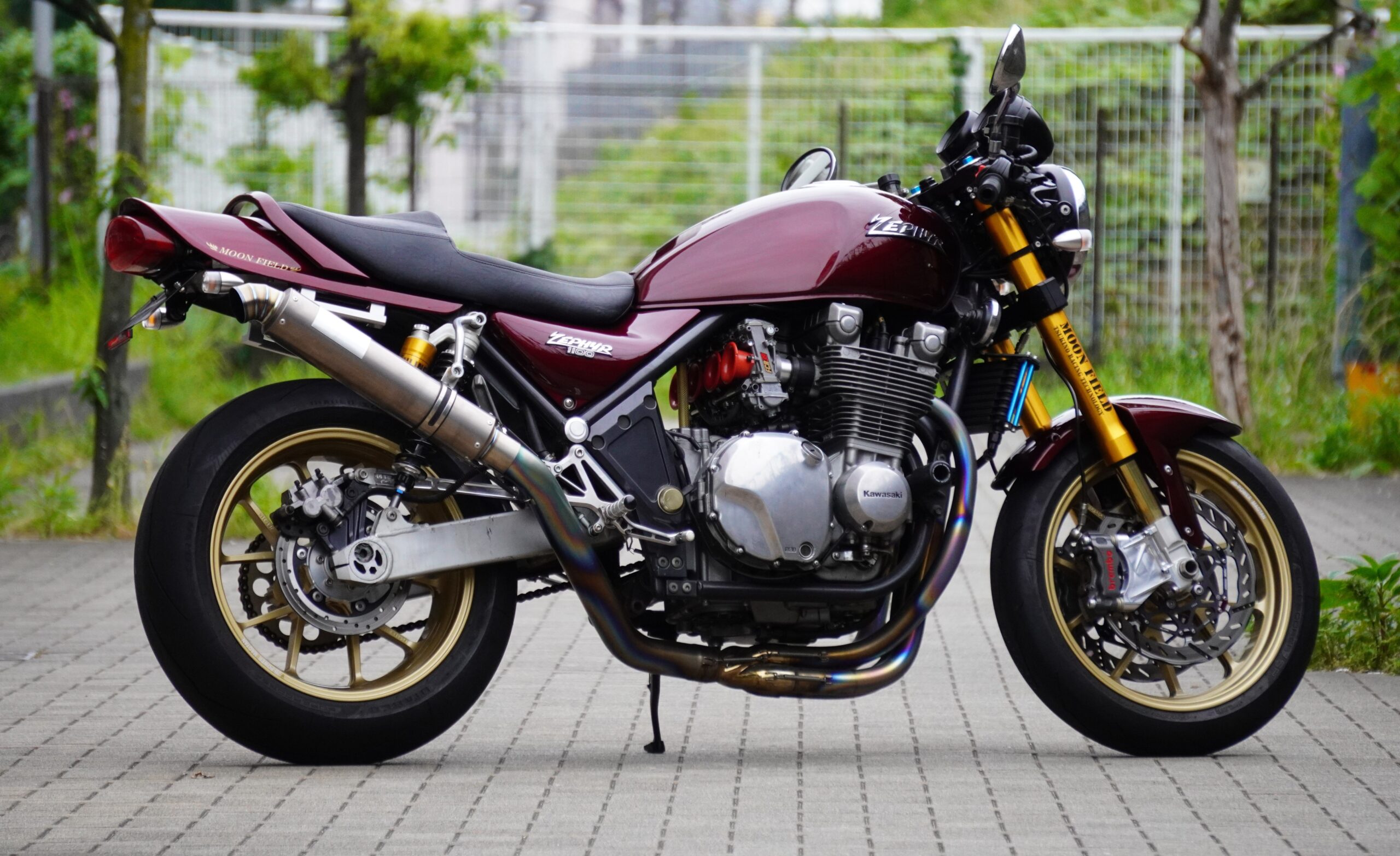 ZEPHYR1100 ワインレッド