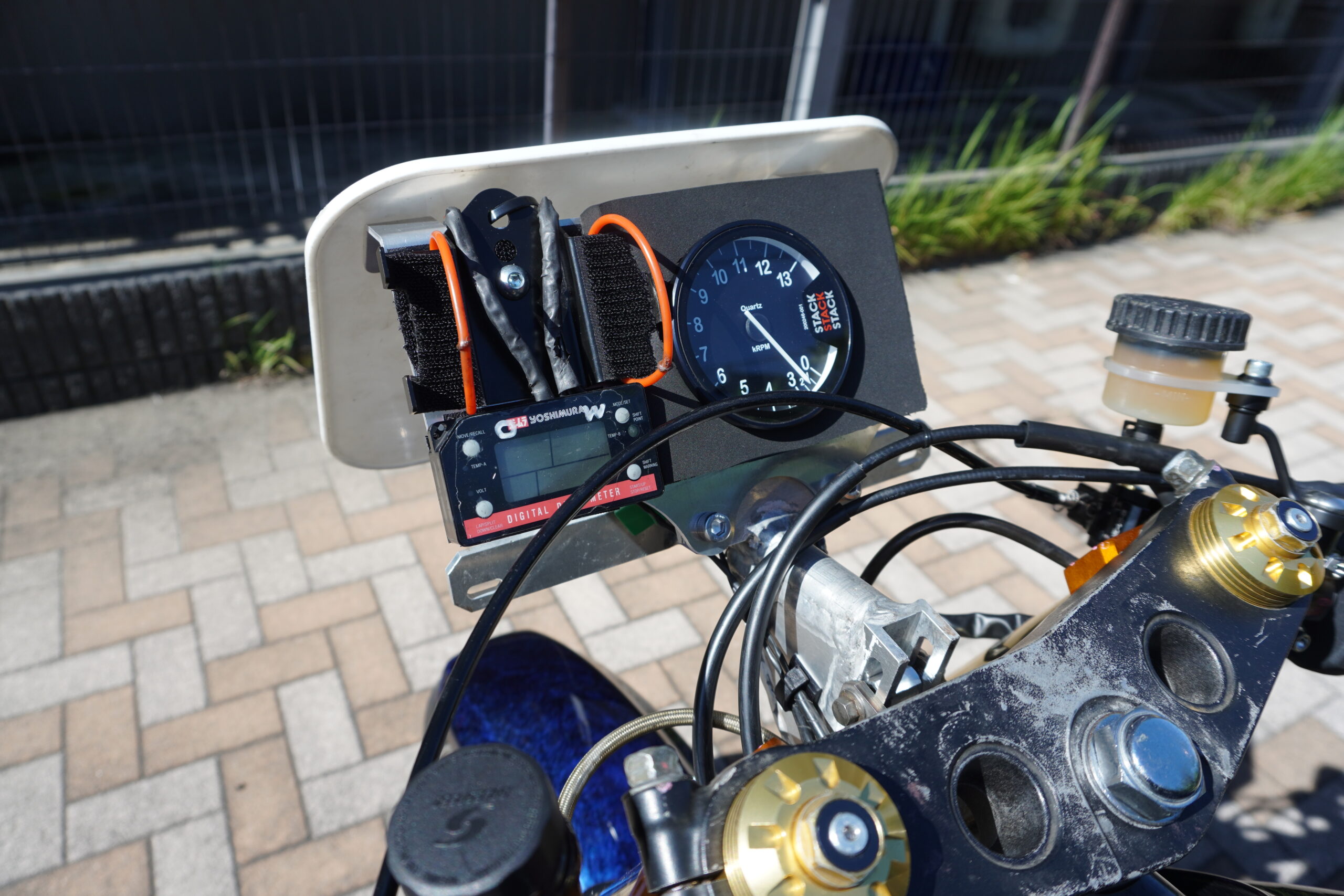 ZRX1100 レーサー　1200DAEGチューニングエンジン