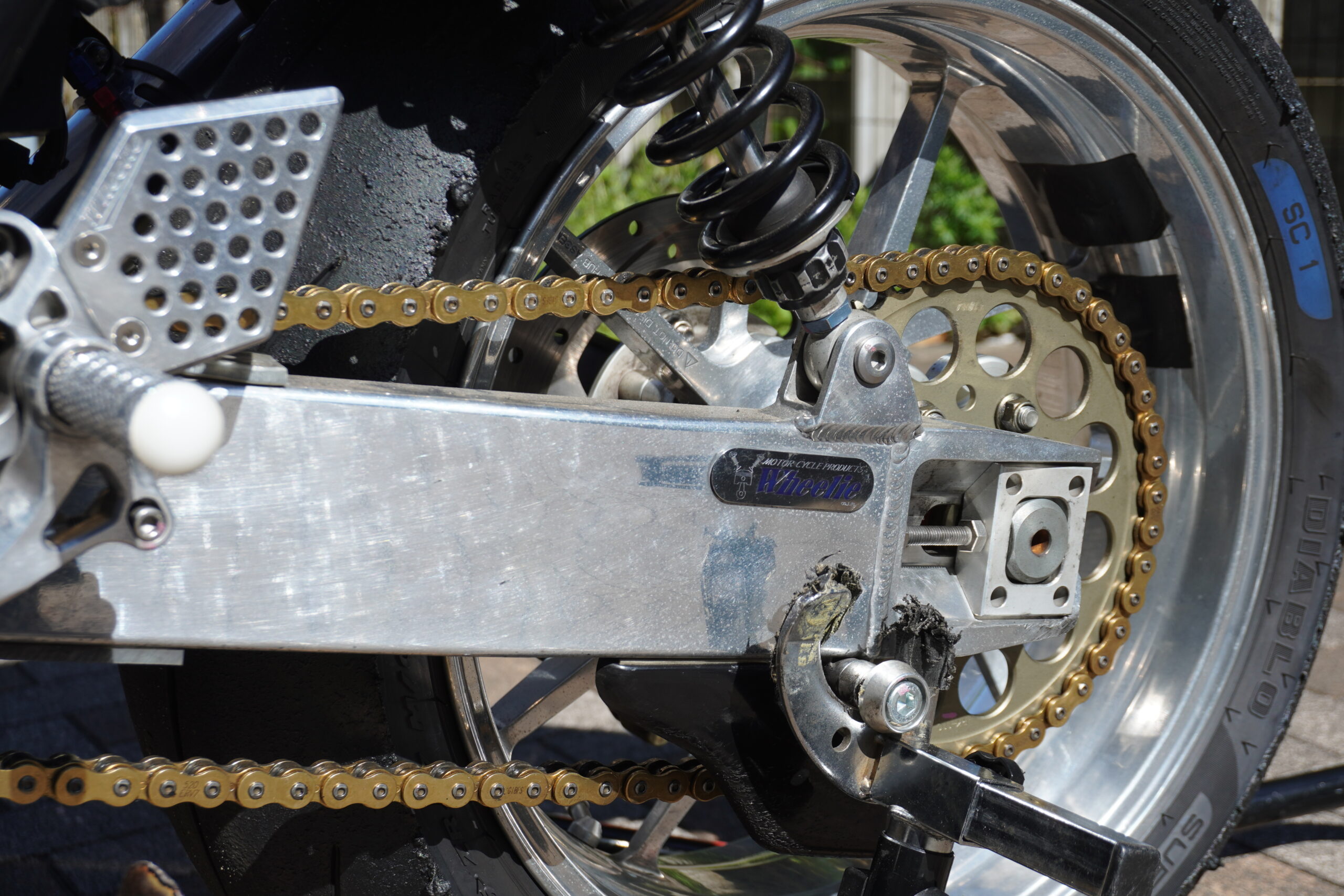 ZRX1100 レーサー　1200DAEGチューニングエンジン