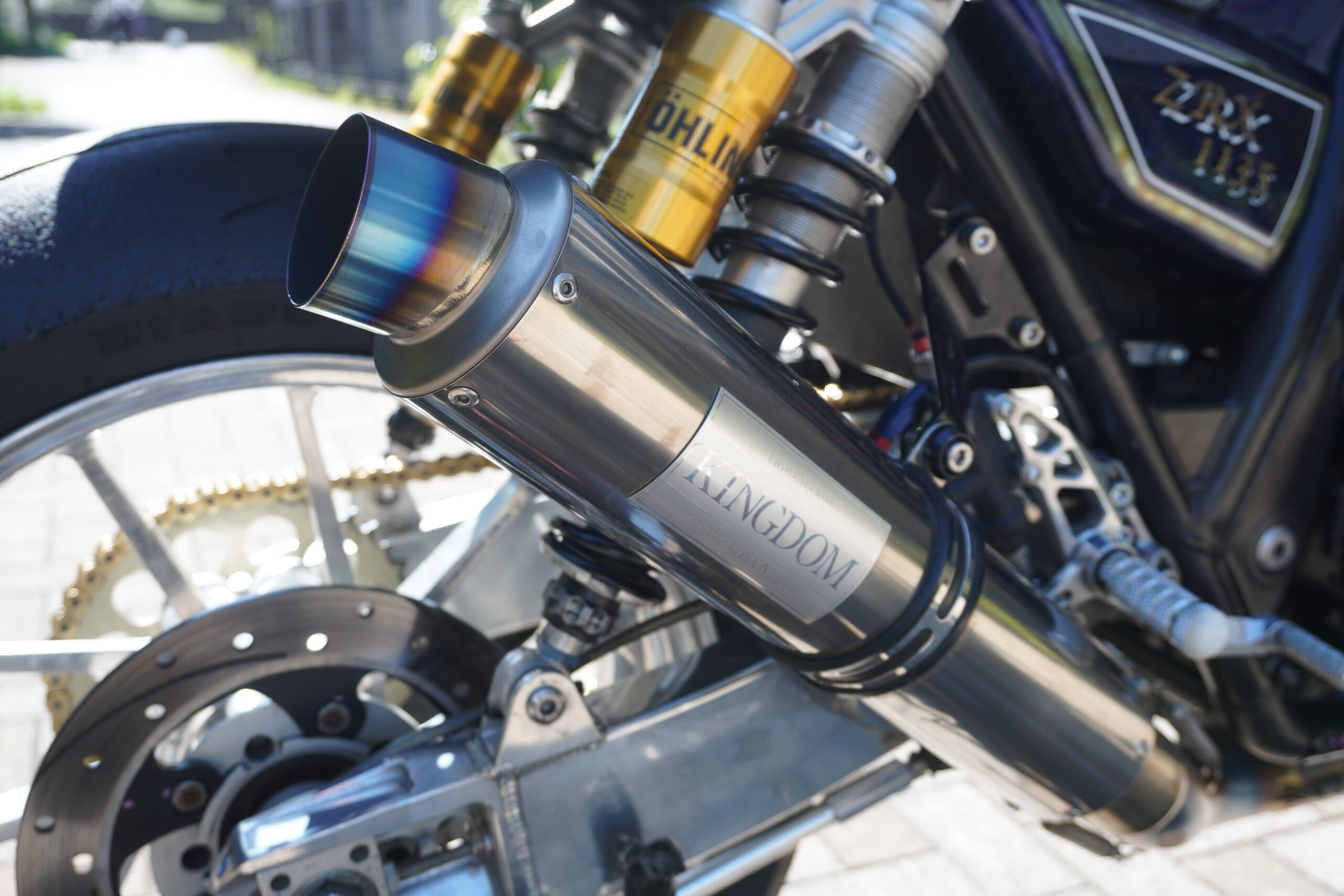 ZRX1100 レーサー　1200DAEGチューニングエンジン