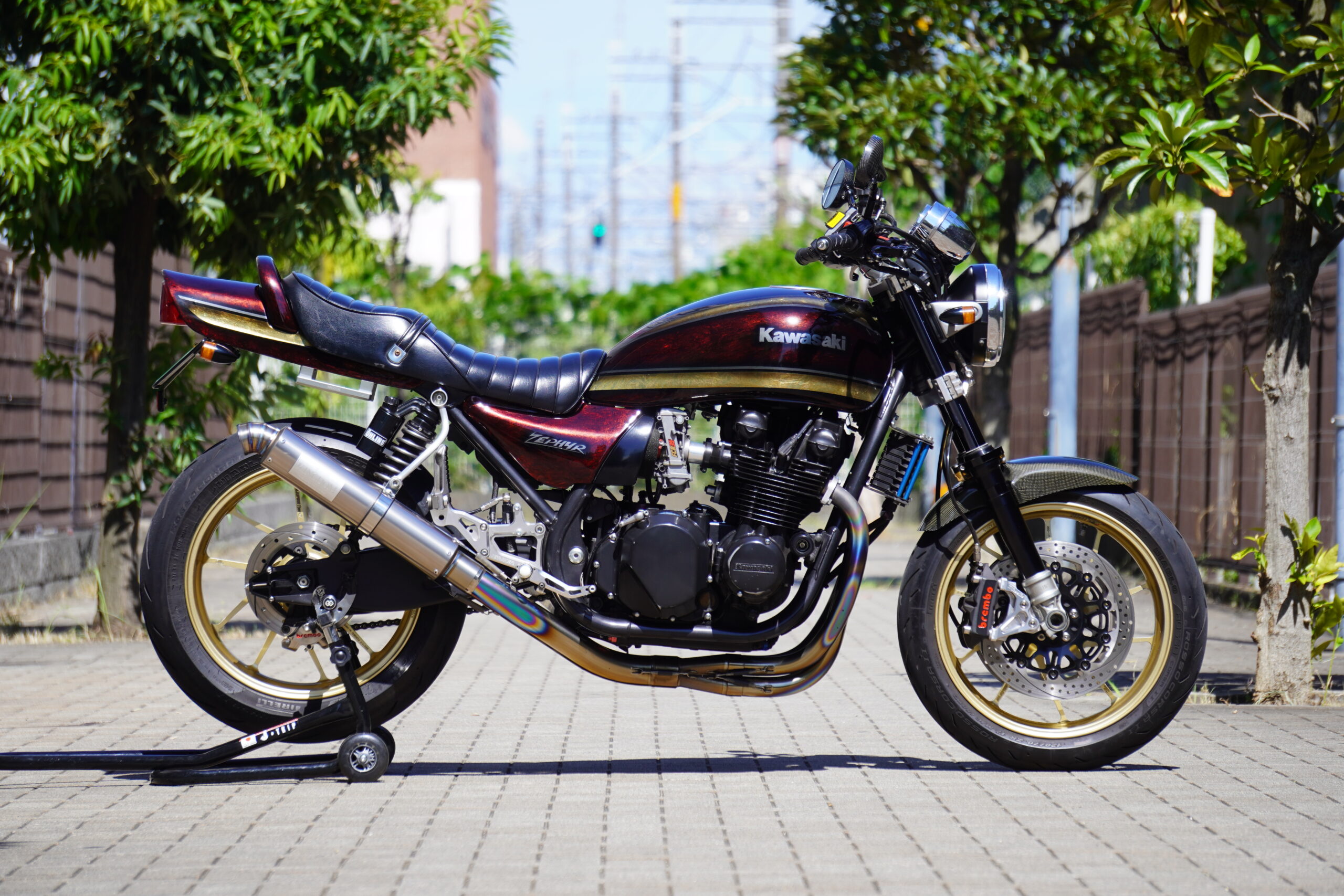 ZEPHYR750-CUSTOM REDWRAP