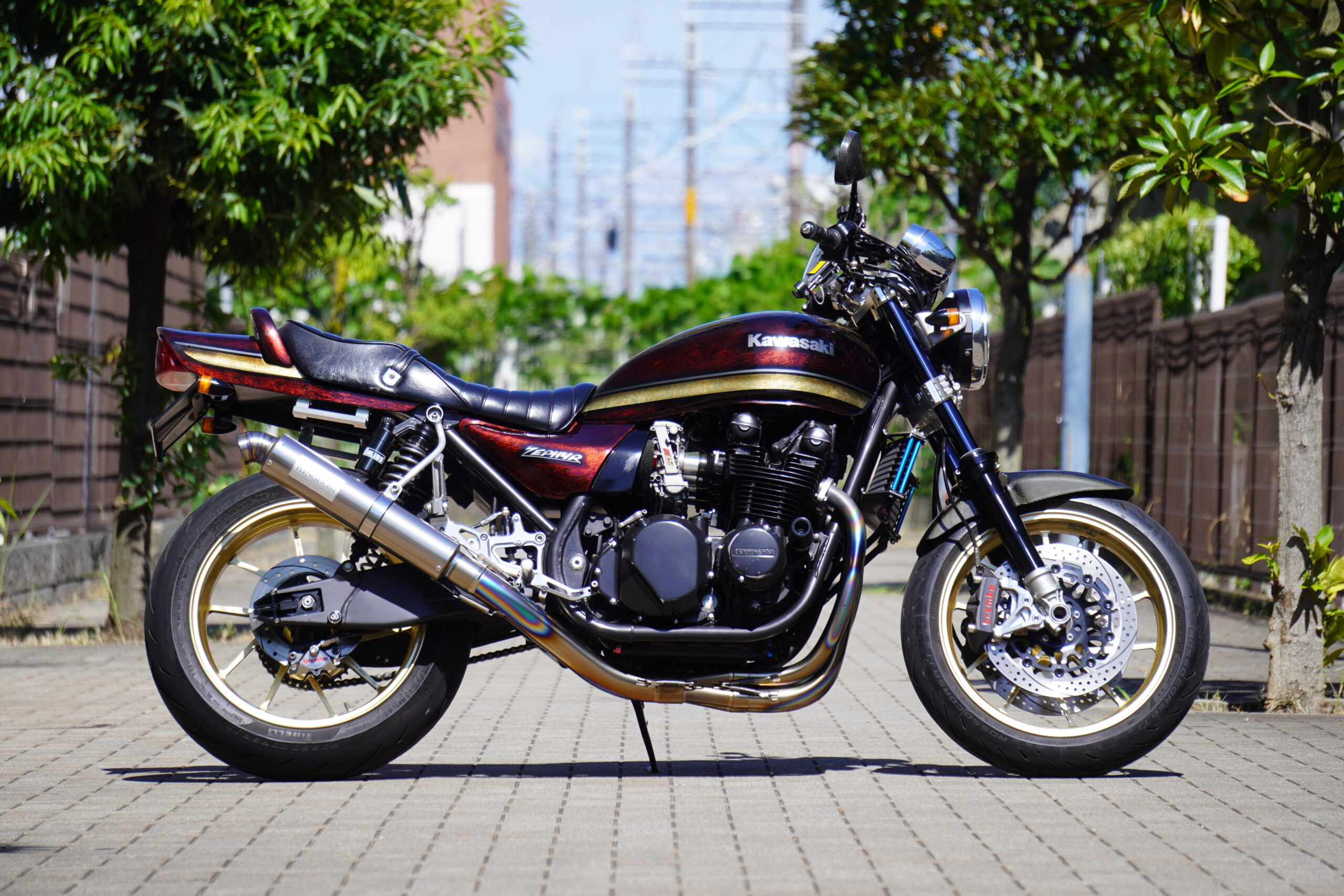 ZEPHYR750-CUSTOM REDWRAP