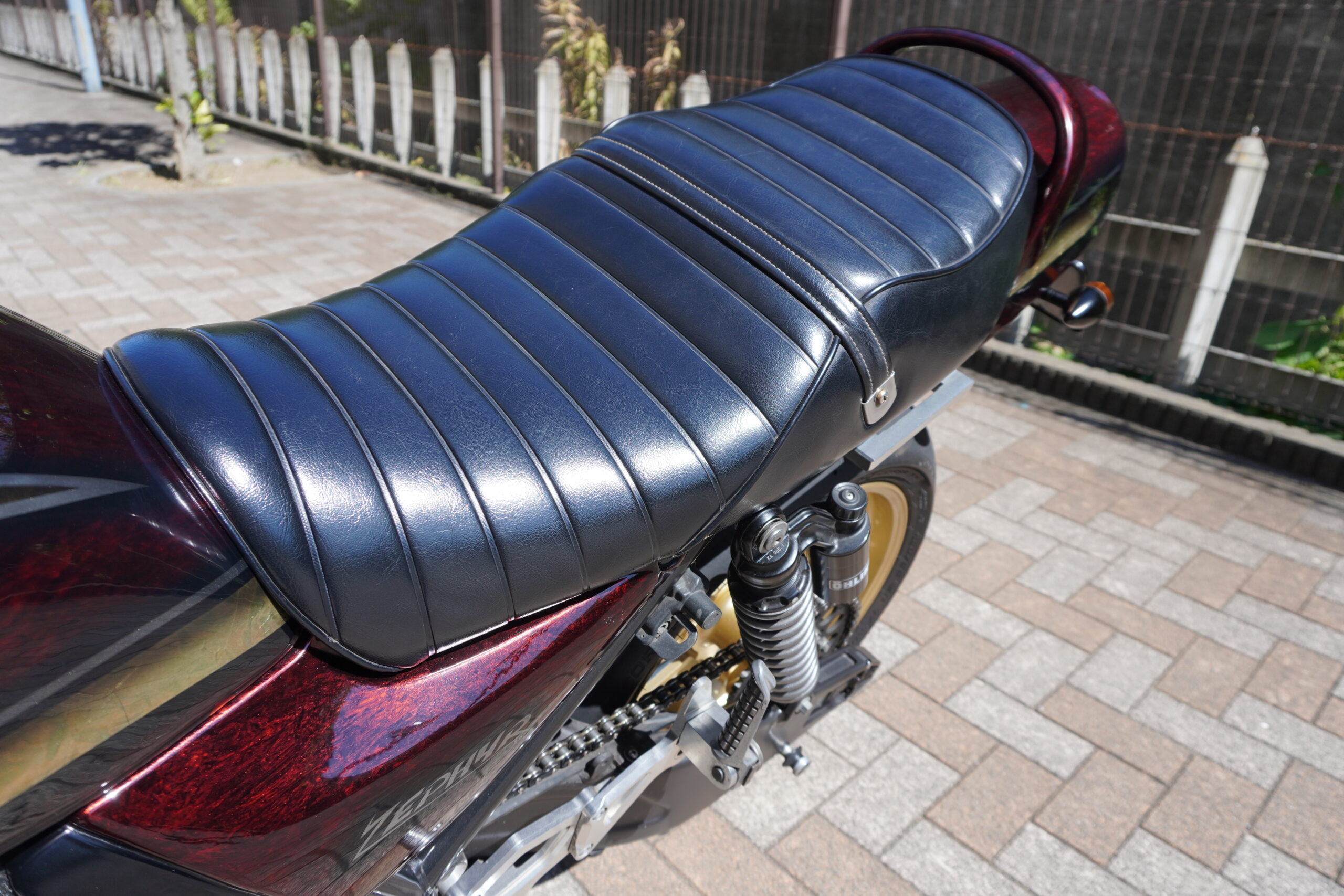ZEPHYR750-CUSTOM REDWRAP